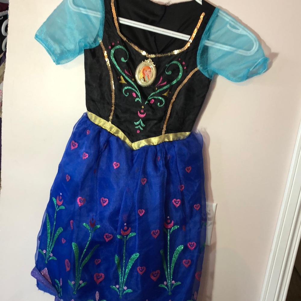 Disney Frozen Anna song pack dress